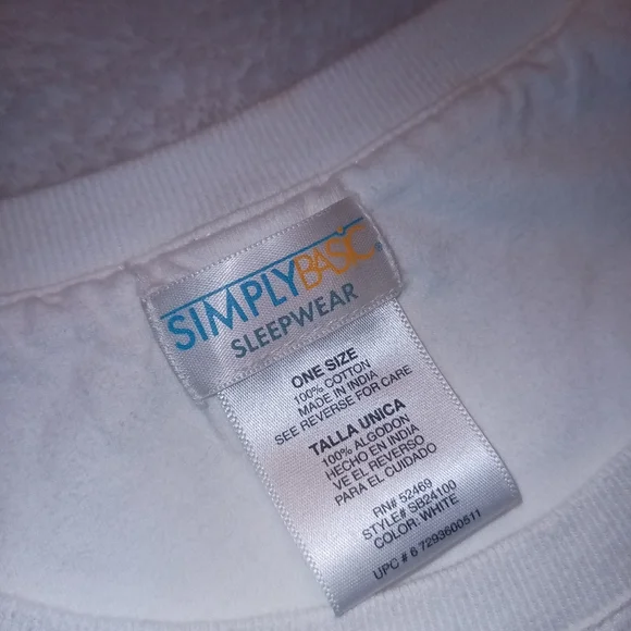 **Vintage** Simply Basic (Sleepwear) Graphic T-Shirt Dress with Gardening Print - Picture 9 of 9